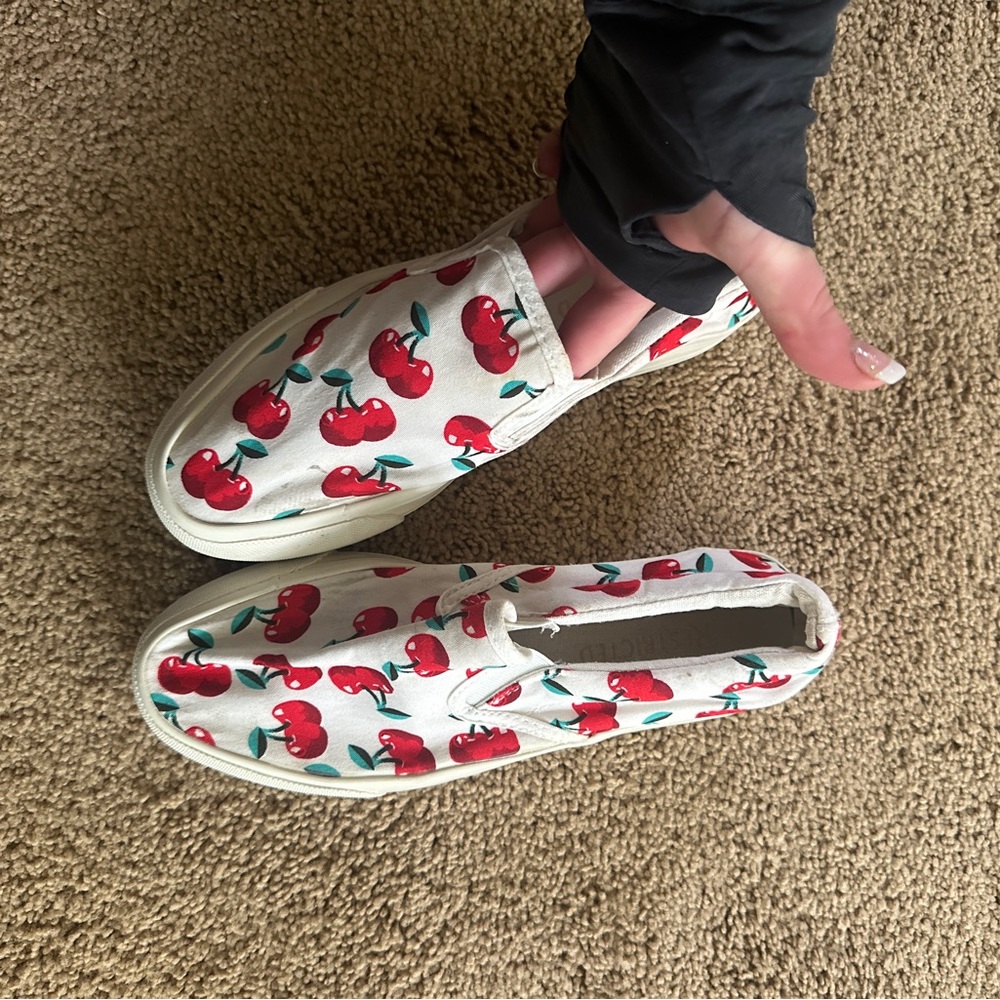 Red cherry platform shoes
